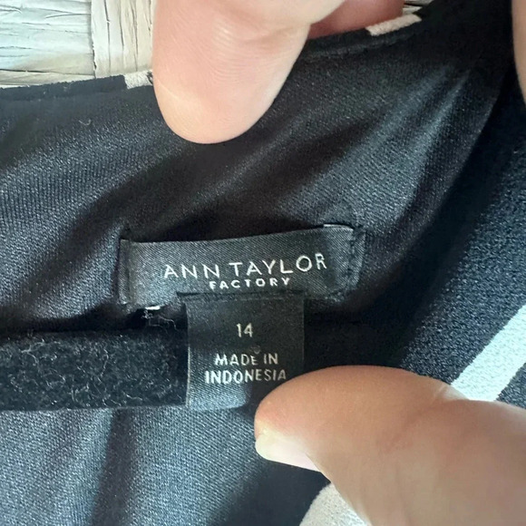 Ann Taylor Black & White Jumpsuit striped evening business casual plus size - Picture 5 of 13